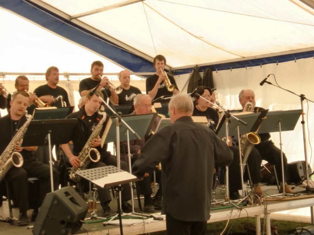 UNI BIG BAND Vamberk