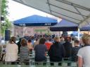 zastávka ve Vysokém Mýtě - koncert týnišťského bigbandu